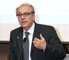 Armando Zambrano | Presidente Cni