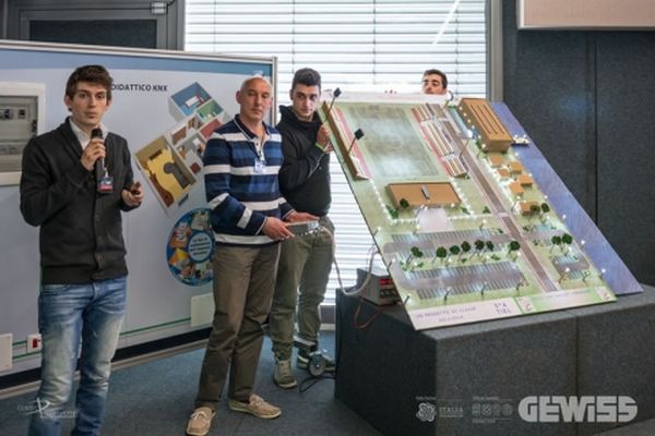La terza edizione del Concorso Gewiss <<Un progetto di classe” (a.s 2014-2015) aveva come tema Expo2015, di cui Gewiss è stato official sponsor.